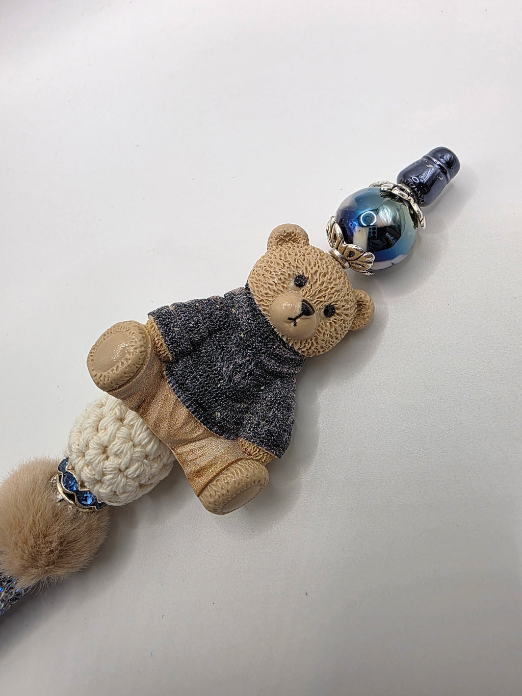 The Sweater Bear & Fur Focal Pen